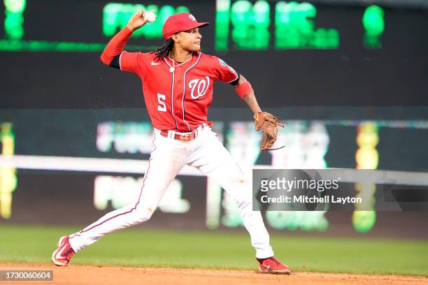 Abrams of the Washington Nationals fields a ground ball during game two of a doubleheader of a baseball game against the Atlanta Braves at Nationals...