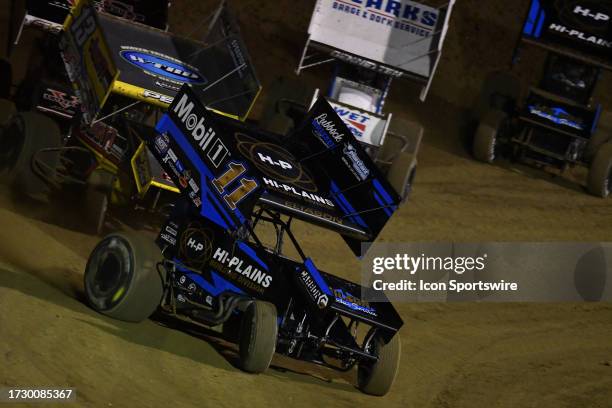 Cory Eliason Crouch Motorsports leads Justin Peck Buch Motorsports in the fourth qualifying heat for the High Limit Sprint Car Series season finale,...
