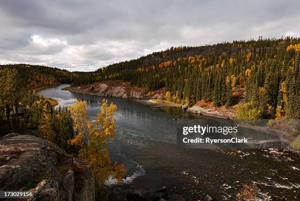 arctic river near yellowknife, northwest territories. - yellowknife canada stockfoto's en -beelden