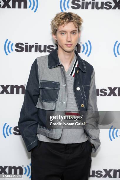 Troye Sivan visits the SiriusXM Studios on October 11, 2023 in New York City.