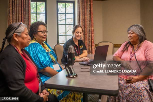 Ashleigh Surma assists Elva Case , Linda Lupe and Joycelene Johnson in recording indigenous languages during the ICILDER 2023 Conference in...