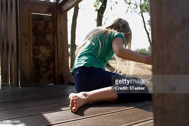 girl in tree house - hatfield stock pictures, royalty-free photos & images