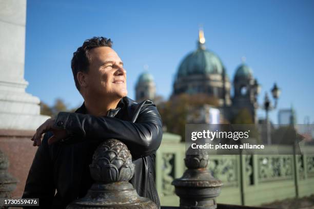 October 2023, Berlin: Fashion designer Guido Maria Kretschmer stands on Berlin's Museum Island. Kretschmer's book "19521 Steps" will be published on...