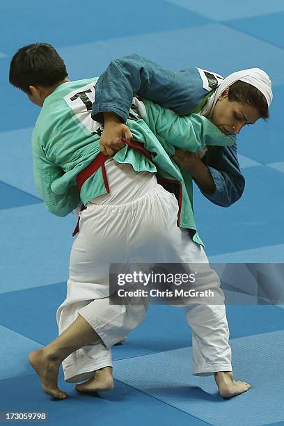 Su Shih Lin of Chinese Taipei competes against Khaniasadabad Akram of Iran during the Kurash Women's -63 kg Quarter-Final at Ansan Sangnoksu...