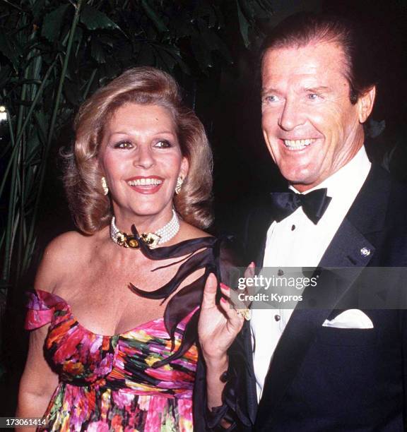 Roger Moore Luisa Photos And Premium High Res Pictures Getty Images roger-moore-luisa-photos-and-premium-high-res-pictures-getty-images