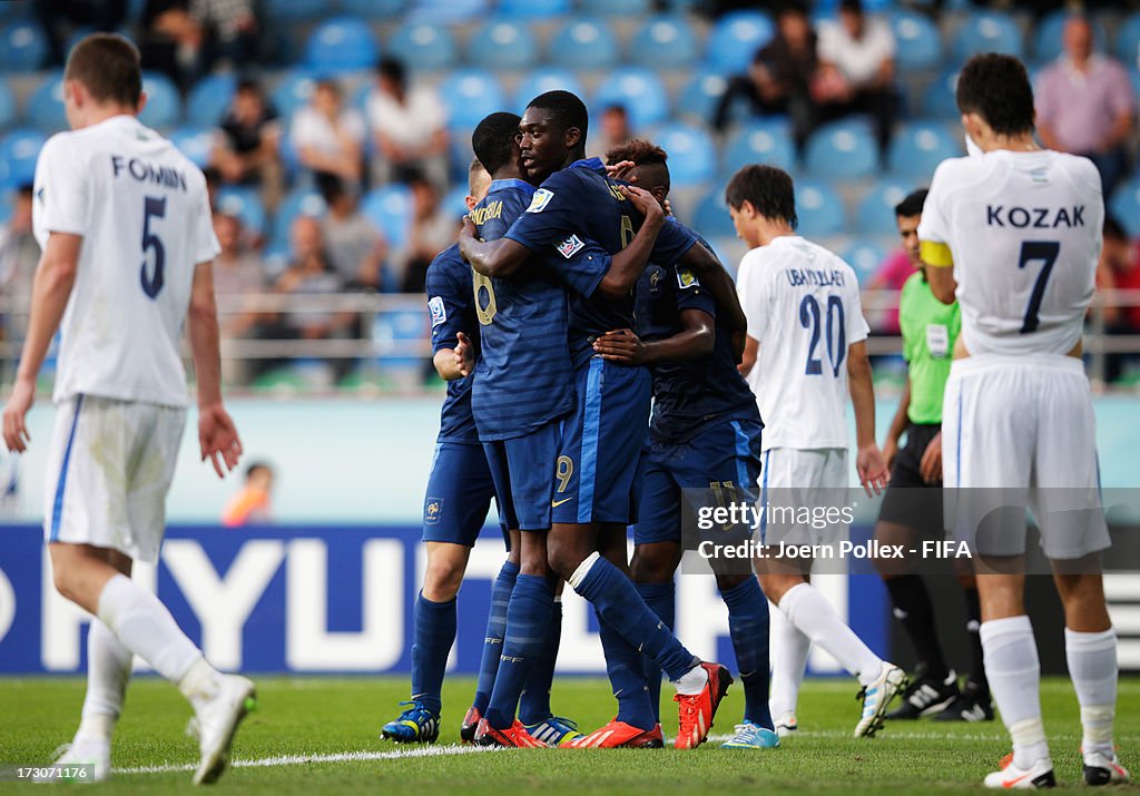 France v Uzbekistan: Quarter-Final - FIFA U-20 World Cup Turkey 2013