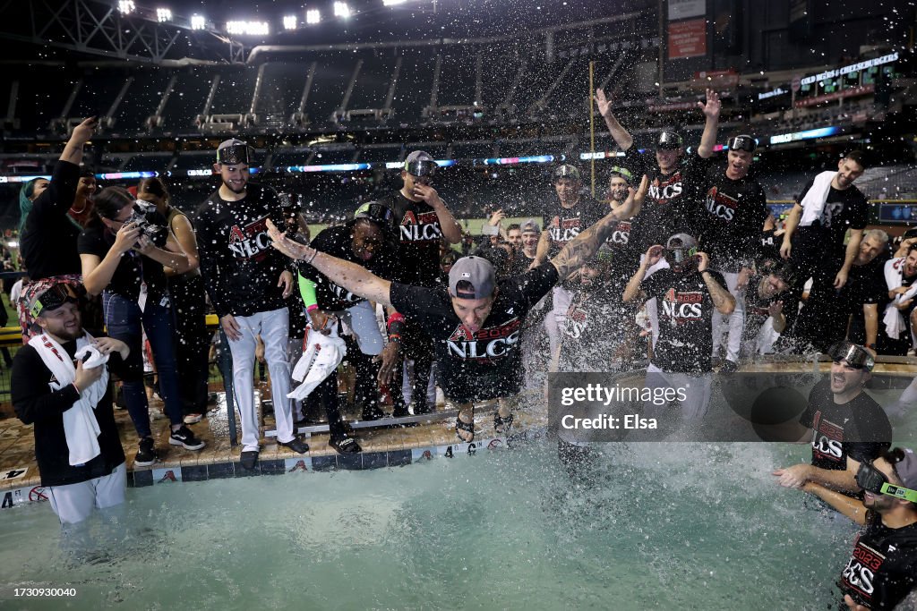 Division Series - Los Angeles Dodgers v Arizona Diamondbacks - Game Three