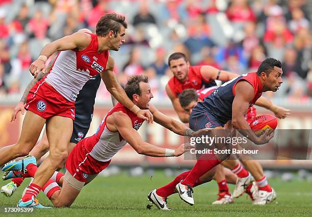 David Rodan 323 David Rodan Photos & High Res Pictures - Getty Images