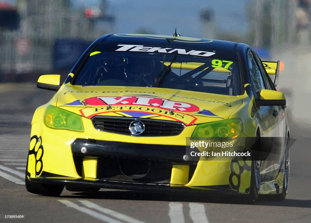 V8 Supercars: Townsville 400 - Qualifying & Race 21