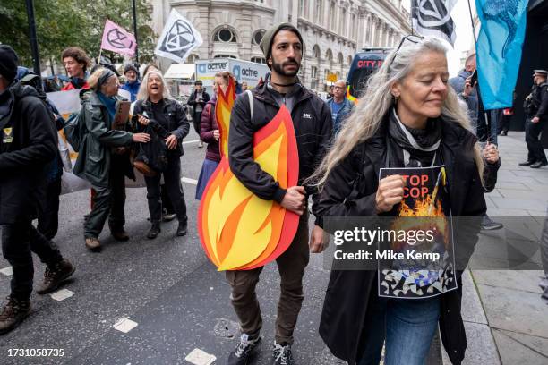 Different Language Protest 4,436 Peace In Different Languages Stock Photos, High-Res Pictures, and ...