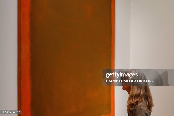 Mark Rothko Standing 527 Mark Rothko Photos Stock Photos, High-Res Pictures, and Images ...