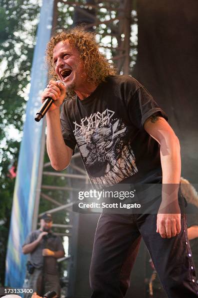 Snake Singer Denis