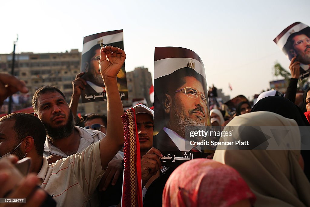 Supporters Of Ousted President And Opponents Continue To Wage Street Battles