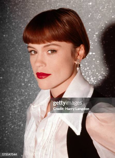 Actress Christine Elise poses for a portrait circa 1995 in Los Angeles, California.