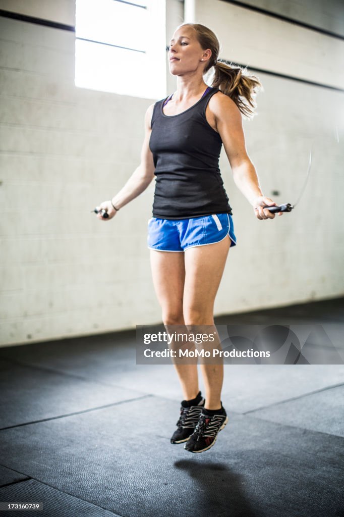 Lady Jump Rope Woman Jumping Rope High-Res Stock Photo - Getty Images