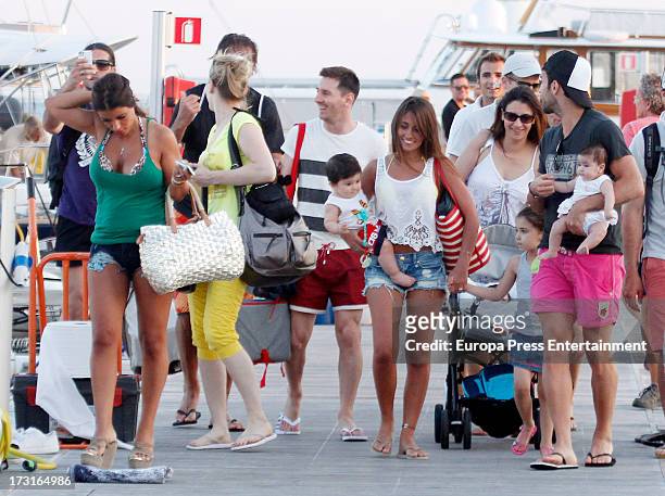 Cesc Fabregas , his girlfriend Daniella Semaan , their daughter Lia Fabregas, Leo Messi , his girlfriend Antonella Rocuzzo and their son Thiago Messi...