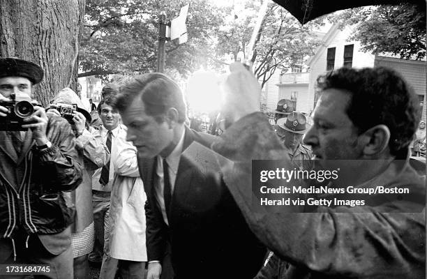 Ted Kennedy appears at Edgartown District Court and pleads "not guilty" to motor vehicle charges associated with the death of Mary Jo Kopechne....