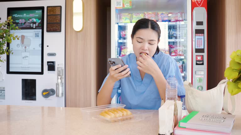 Doctor Counter Doctor Nurse Counter Videos and HD Footage - Getty Images