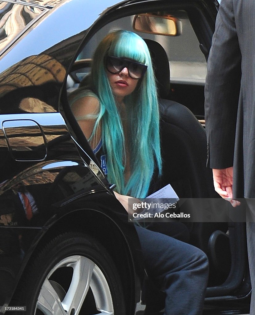 Amanda Bynes Sightings In New York City - July 9, 2013