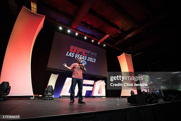 Host Jay Glazer conducts a Q&A session with fans during day one of the UFC Fan Expo Las Vegas 2013 at the Mandalay Bay Convention Center on July 5,...