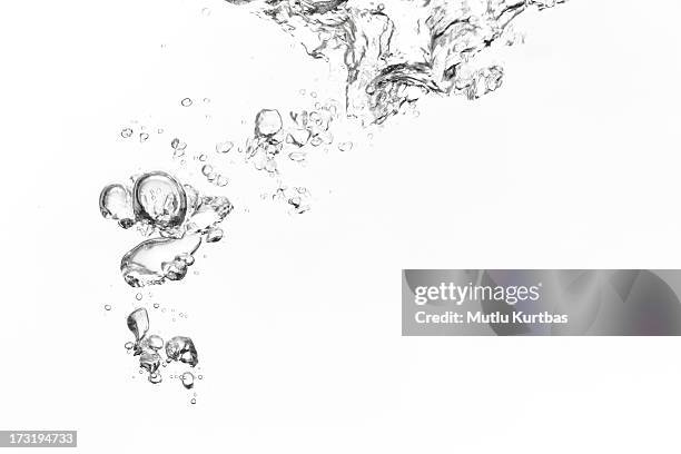 bulles - verser photos et images de collection