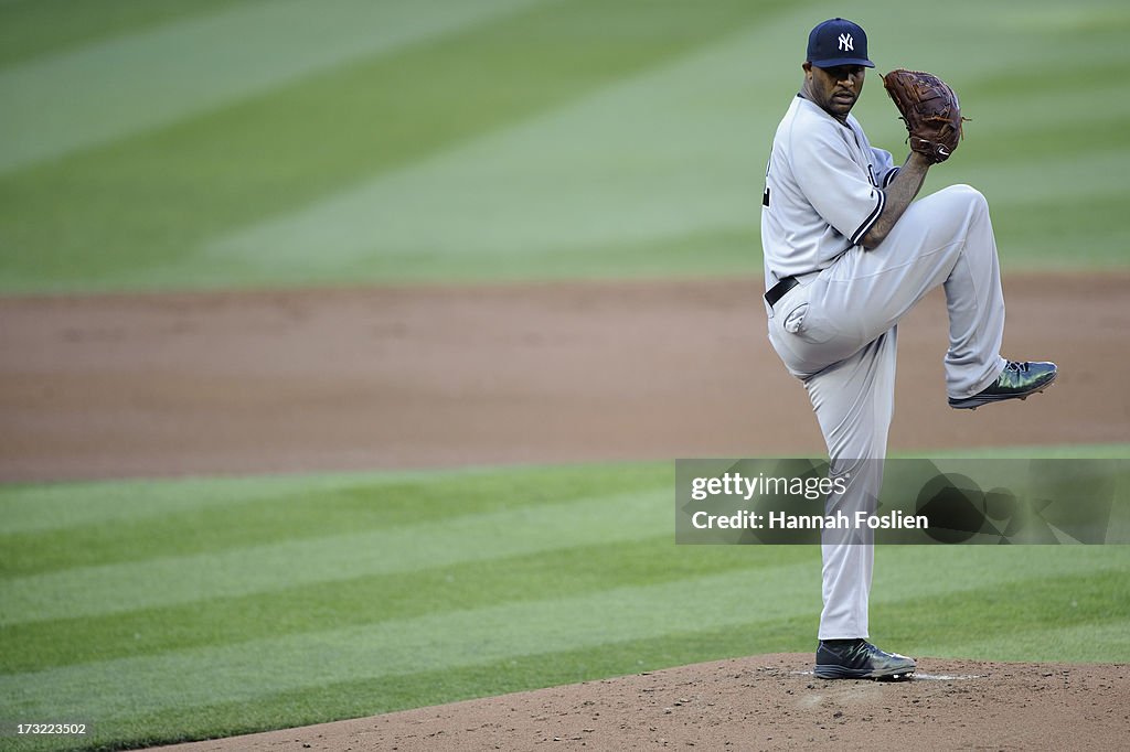 New York Yankees v Minnesota Twins