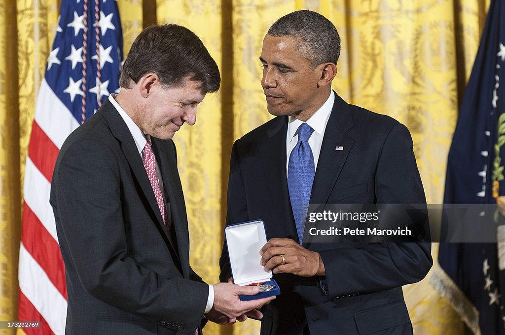 President Obama Awards 2012 National Medal of Arts and National Humanities Medals
