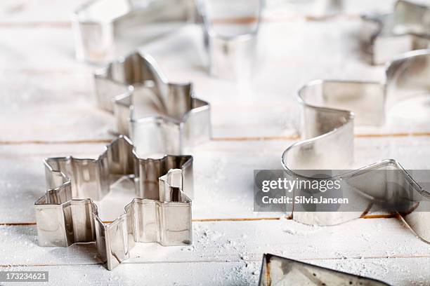 cookie cutter - cookie cutter stock pictures, royalty-free photos & images