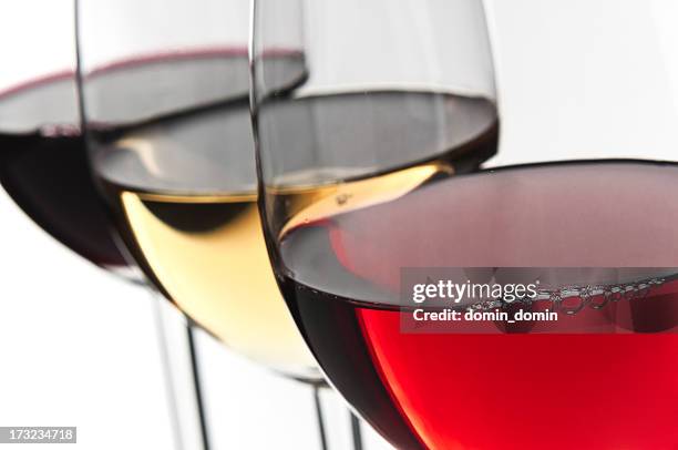 https://media.gettyimages.com/id/173234718/photo/close-up-of-three-wine-glasses-white-red-rose-isolated-white.jpg?s=612x612&w=gi&k=20&c=DdY5BpfdJpSGBivSyA3DaWYLRoHDr19XWJkDJZNb5Bo=