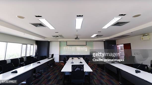 modern conference room interior - board room meeting stockfoto's en -beelden