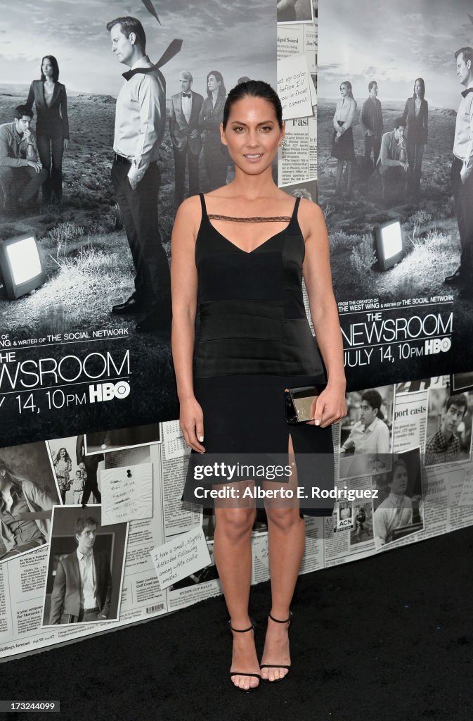 Oivia Rabone Actress Oivia Munn arrives for the premiere of HBO's