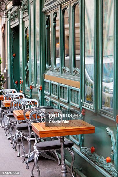 restaurant in art nouveau style, paris, saint germain, france - street cafe stockfoto's en -beelden