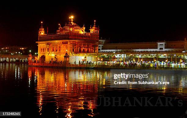 golden temple - amritsar stockfoto's en -beelden