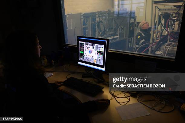 Fc Lab Test Lab Test Results Photos and Premium High Res Pictures - Getty Images