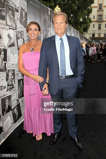 Actor Jeff Daniels and Kathleen Treado attend HBO's "The Newsroom" season 2 premiere at Paramount Studios on July 10, 2013 in Hollywood, California.