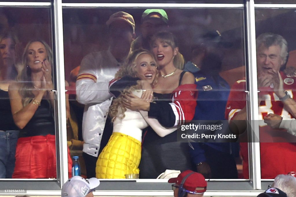Denver Broncos v Kansas City Chiefs