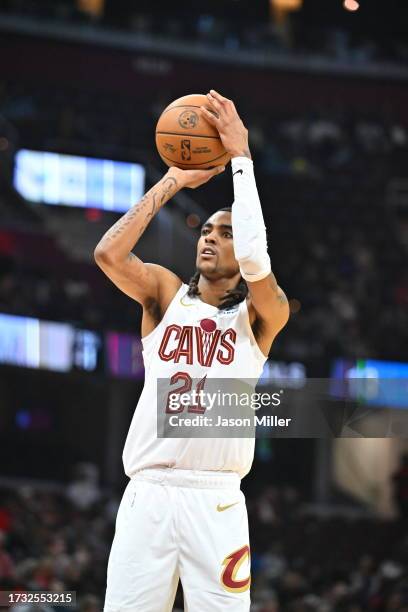 Emoni Bates of the Cleveland Cavaliers shoots a free throw during a preseason game against the Orlando Magic at Rocket Mortgage Fieldhouse on October...