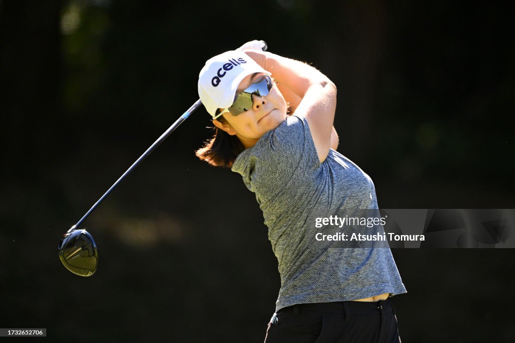 Fujitsu Ladies Golf Tournament - Round One