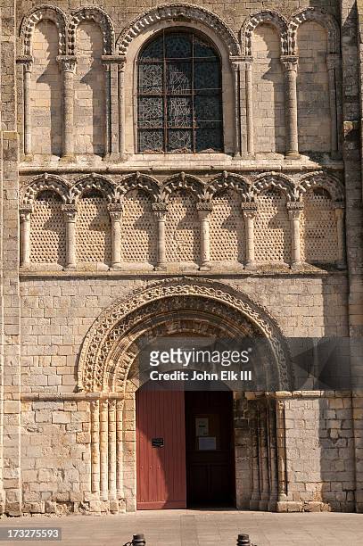ouistreham church - ouistreham stock pictures, royalty-free photos & images