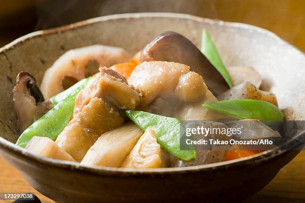 japanese-style chicken stew - nimono 個照片及圖片檔
