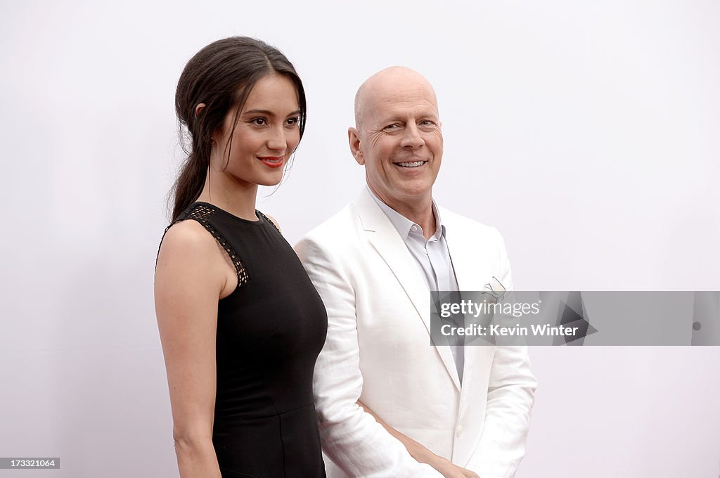 Premiere Of Summit Entertainment's "RED 2" - Red Carpet