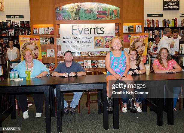 June "Mama" Shannon, Mike "Sugar Bear" Thompson, Alana "Honey Boo Boo" Thompson, Anna "Chickadee" Shannon and Lauryn "Pumpkin" Shannon attend the...