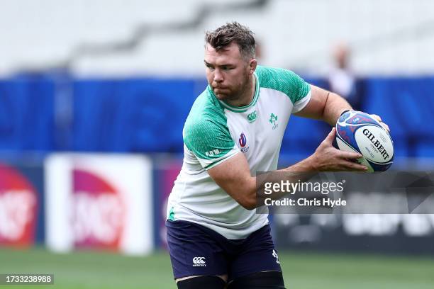 Peter O’Mahony runs through drills during the Ireland captain's run ahead of their Rugby World Cup France 2023 match against New Zealand at Stade de...