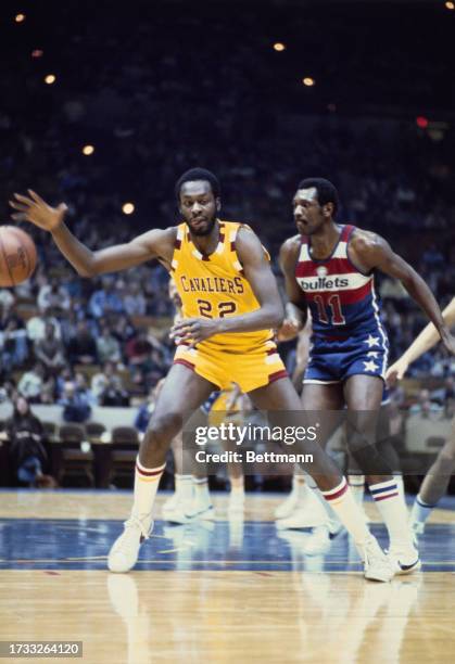 American basketball player Jim Chones , of the Cleveland Cavaliers, in action against the Washington, January 8th 1977.