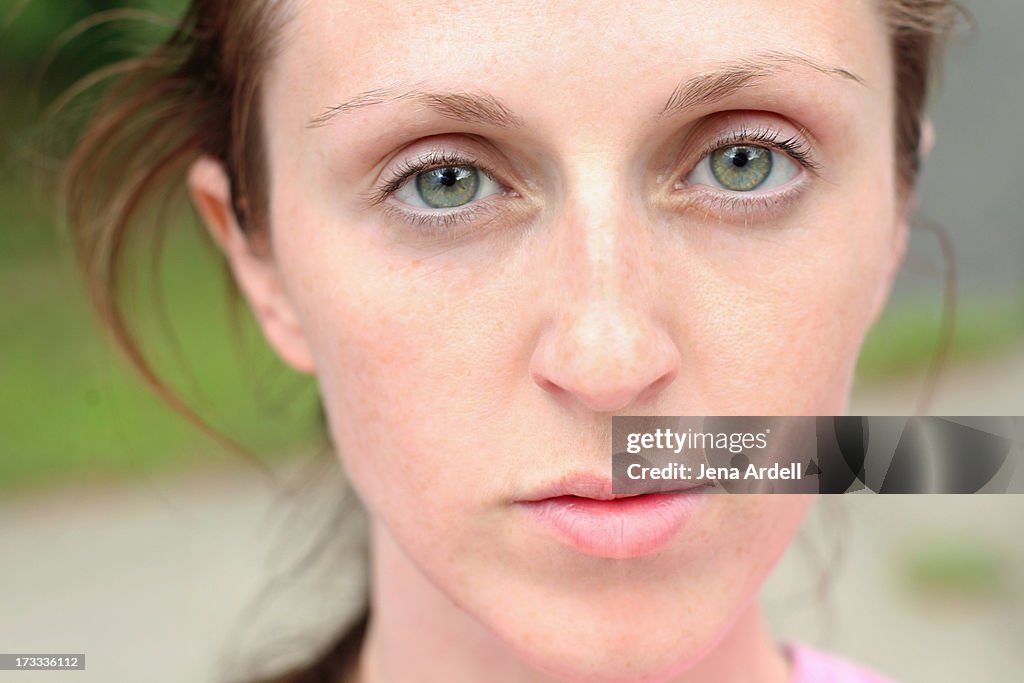 Model Without Makeup No Makeup Green Eyes Freckles