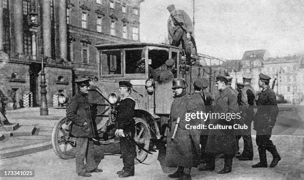 German Revolution in Berlin, Germany. Delegates' car in front of the Stadtschloss, from which the Spartacist leader, Karl Liebknecht, declared the...