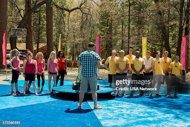 Spin The Bottle" Episode 103 -- Pictured: Brooke Magnum, Melinda Gross, Rachel Spalding, Lauren Von Drashek, Isis McKenzie, Matt Rogers, Justin...