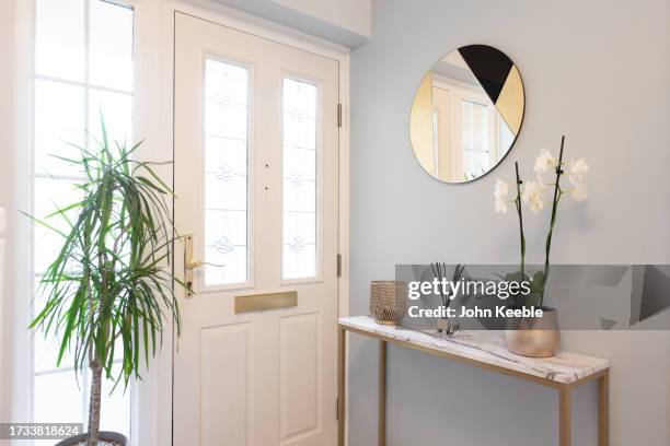 property interiors - narrow stock pictures, royalty-free photos & images