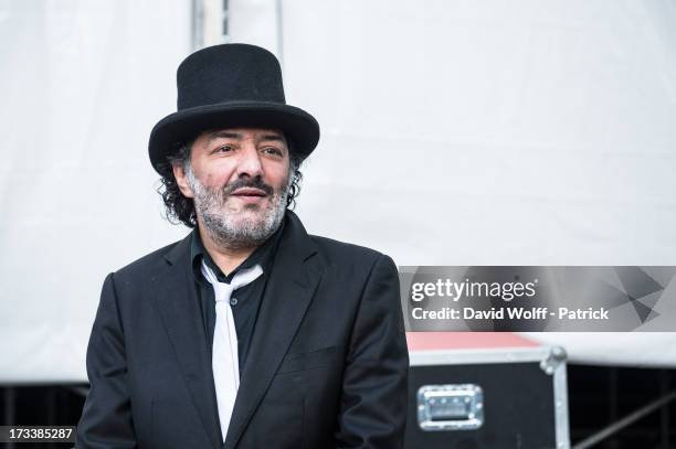 Taha Rasheed 125 France Music Rachid Taha Stock Photos, High-Res Pictures, and ...