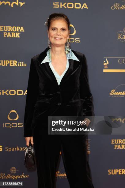 Sarah Wiener attends the Goldene Henne 2023 on October 13, 2023 in Leipzig, Germany.